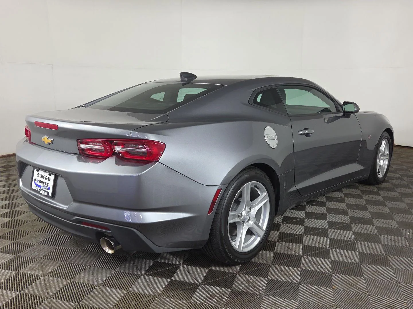 Used 2022 Satin Steel Metallic Chevrolet 1LT image 6