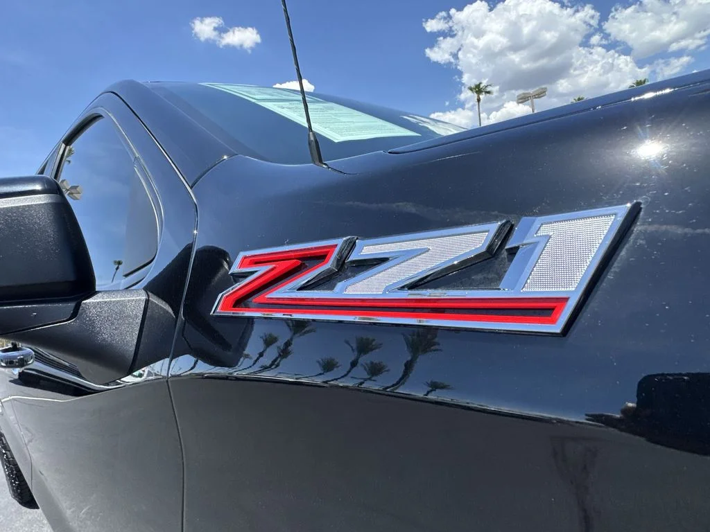 Used 2021 Black Chevrolet LT Trail Boss image 31