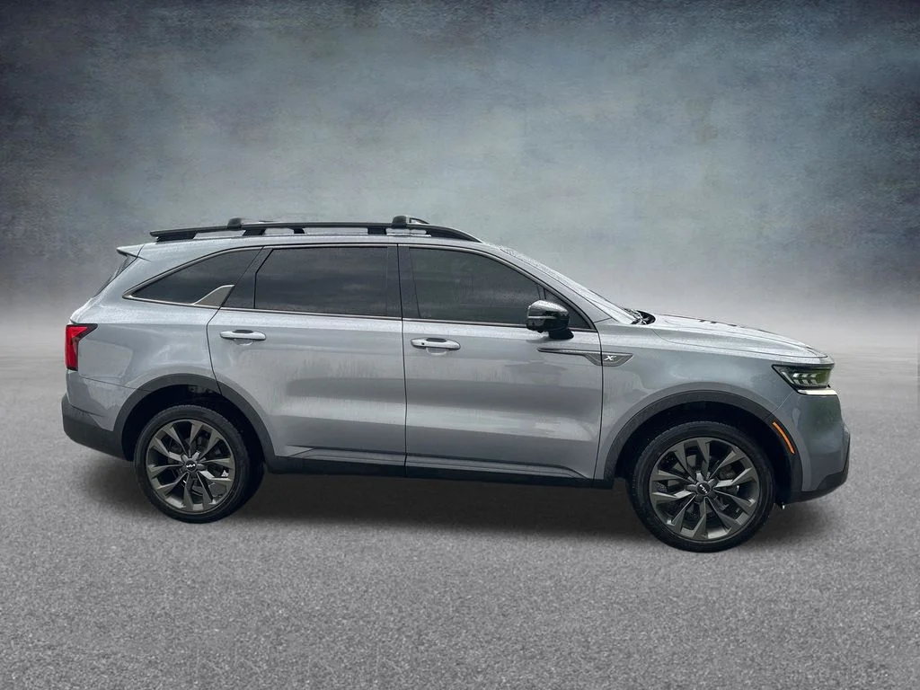 Used 2022 Everlasting Silver Kia X-Line SX Prestige image 41
