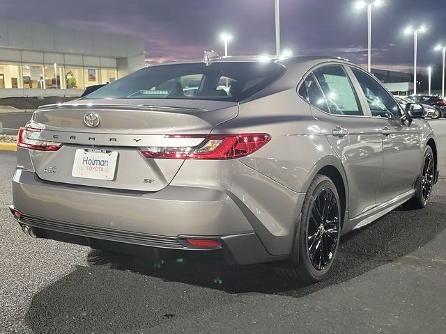 Used 2025  Toyota SE image 7