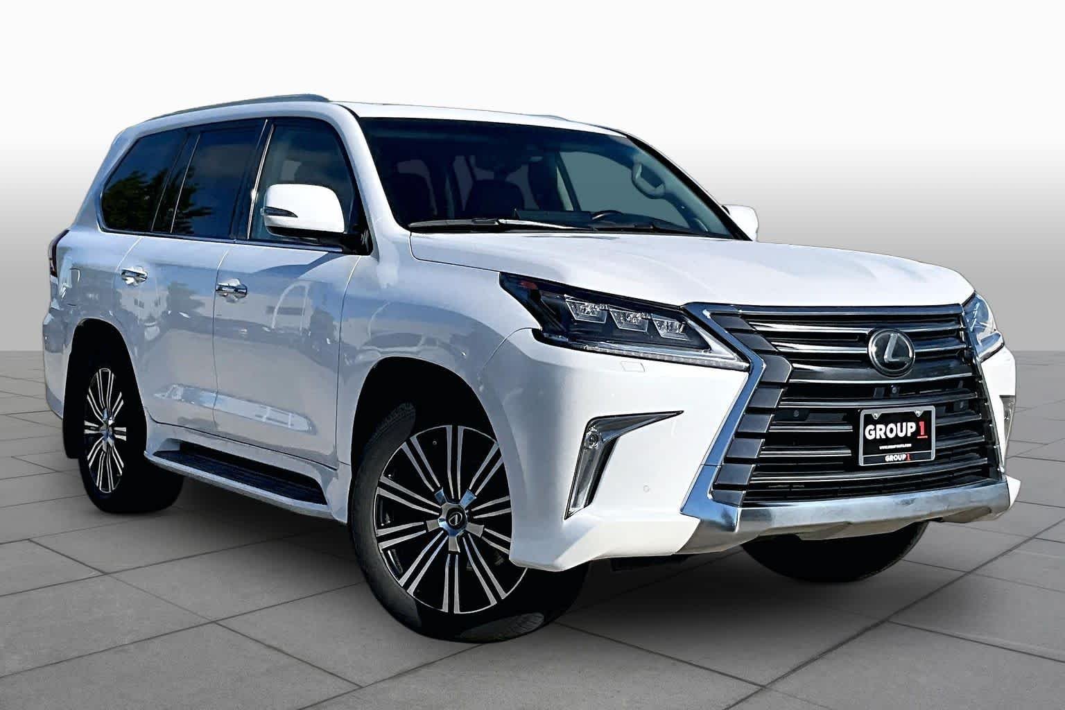 Used 2021 Eminent White Pearl Lexus  image 3