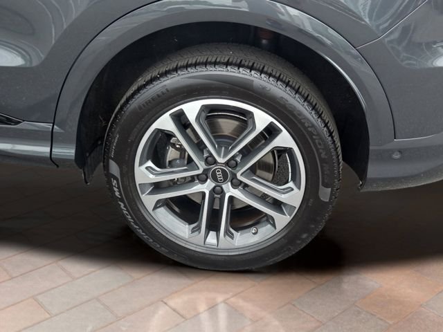 Used 2025  Audi 2.0T Prestige image 29