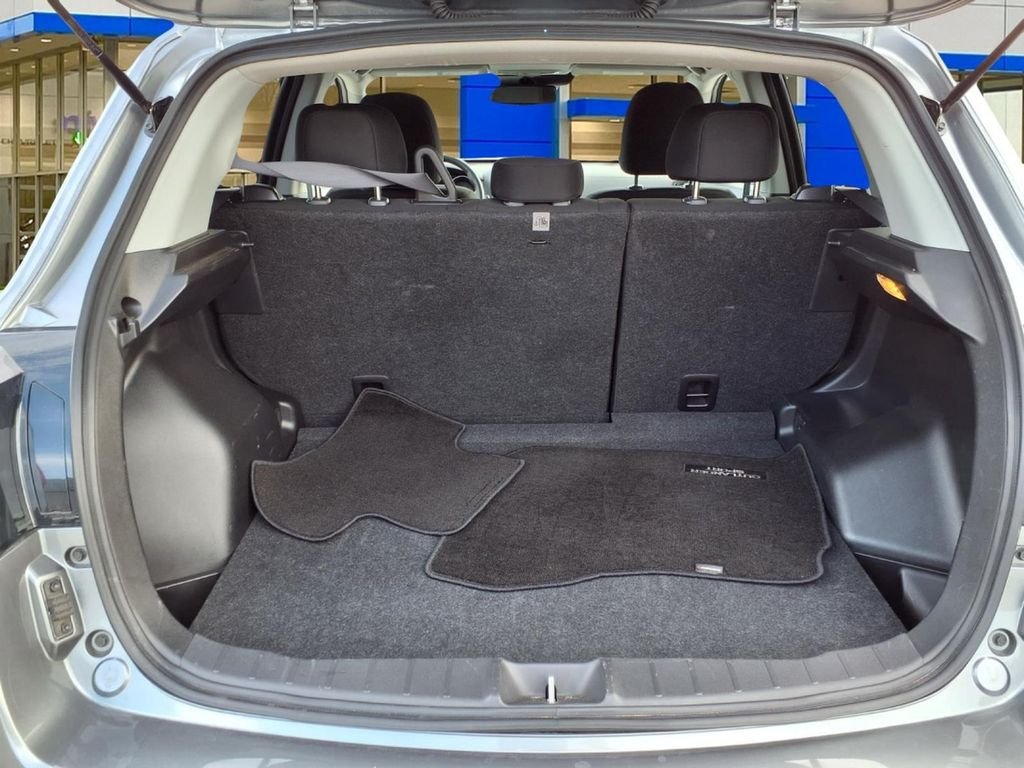 Used 2026 Gray Mitsubishi S image 22
