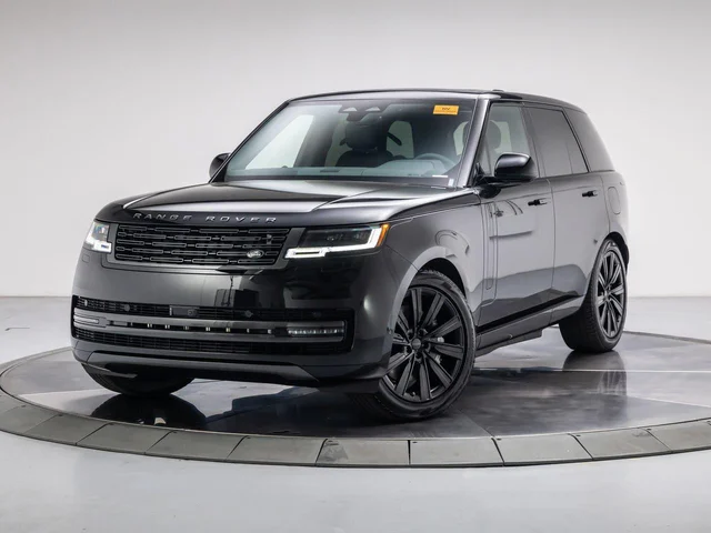 2026 Land Rover Range Rover P550e SE