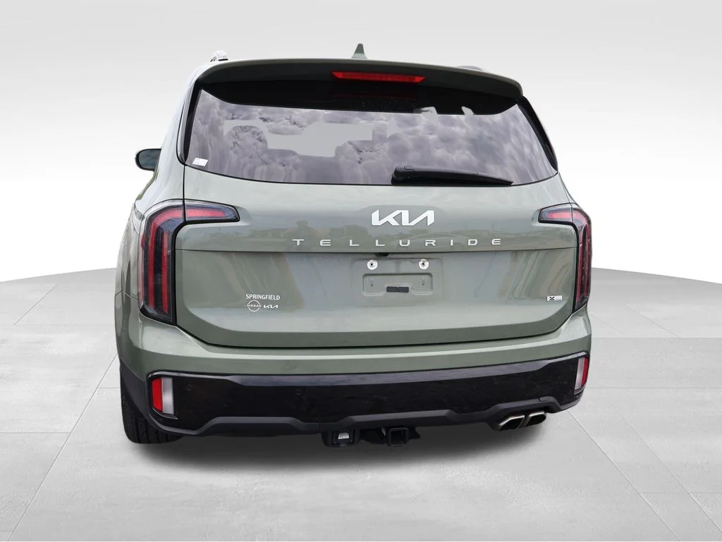 Used 2024 Jungle Green Kia EX X-Line image 20