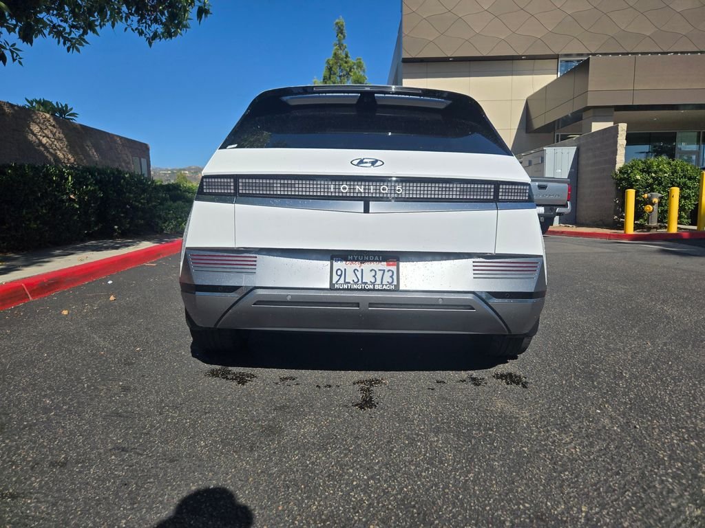 Used 2024 White Hyundai Limited image 6