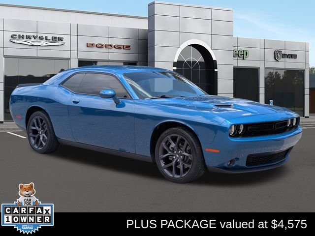 2023 Dodge Challenger SXT Auto's photo