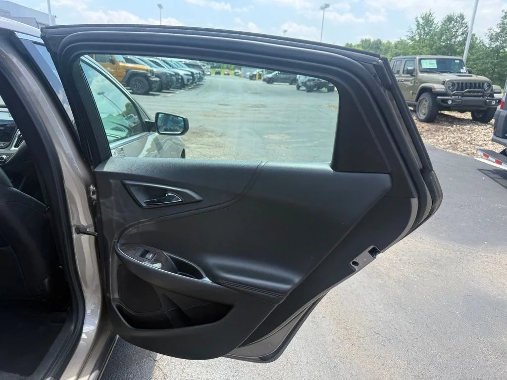 Used 2024 Gray Chevrolet LT image 45
