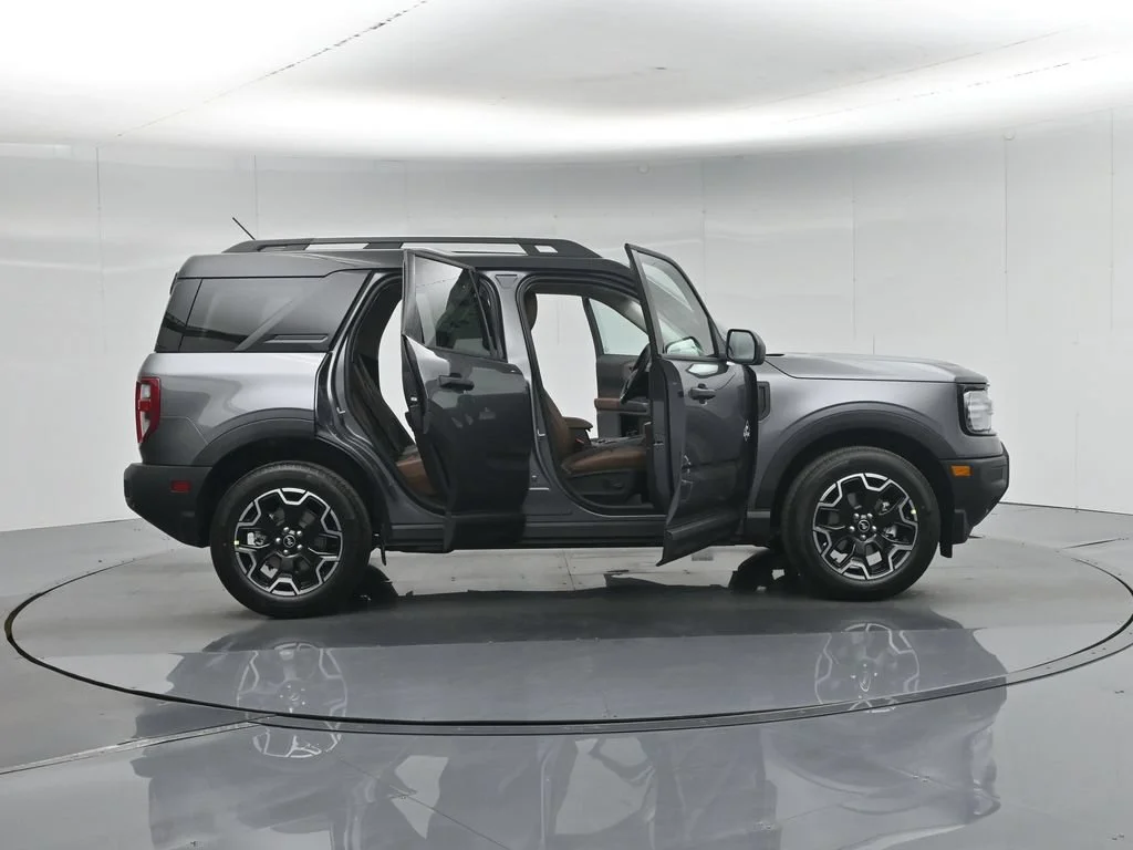 New 2026 Gray Ford Outer Banks image 4