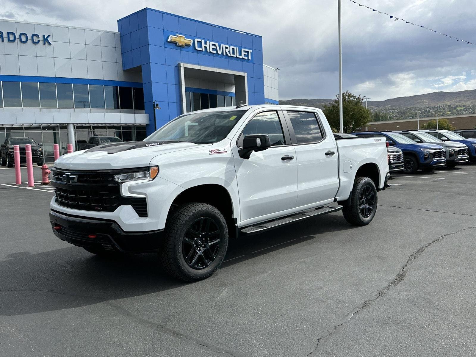 2026 Chevrolet Silverado 1500 LT Trail Boss - Photo 2