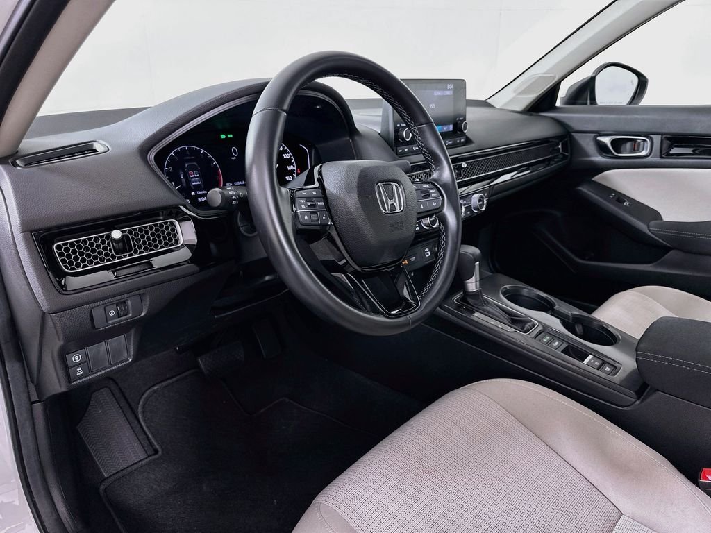 2024 Honda Civic EX - Photo 9