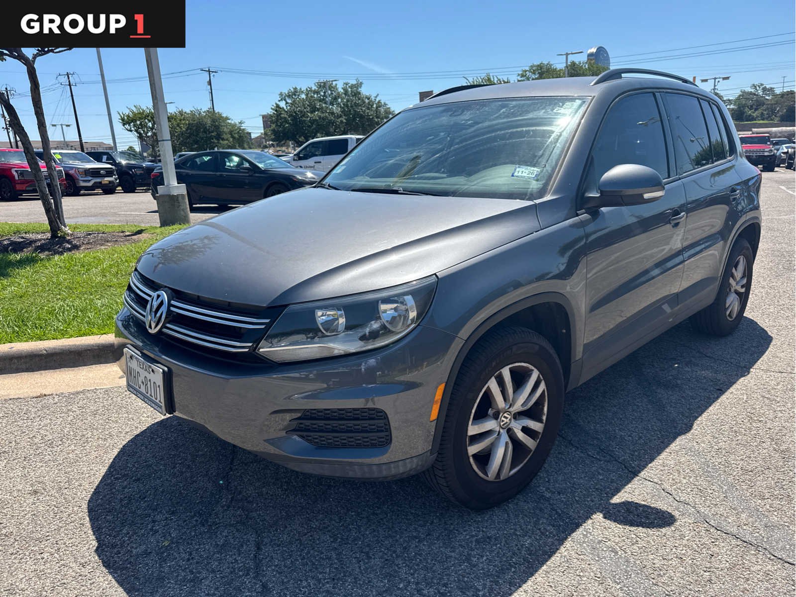 2016 Volkswagen Tiguan 2.0T S's photo