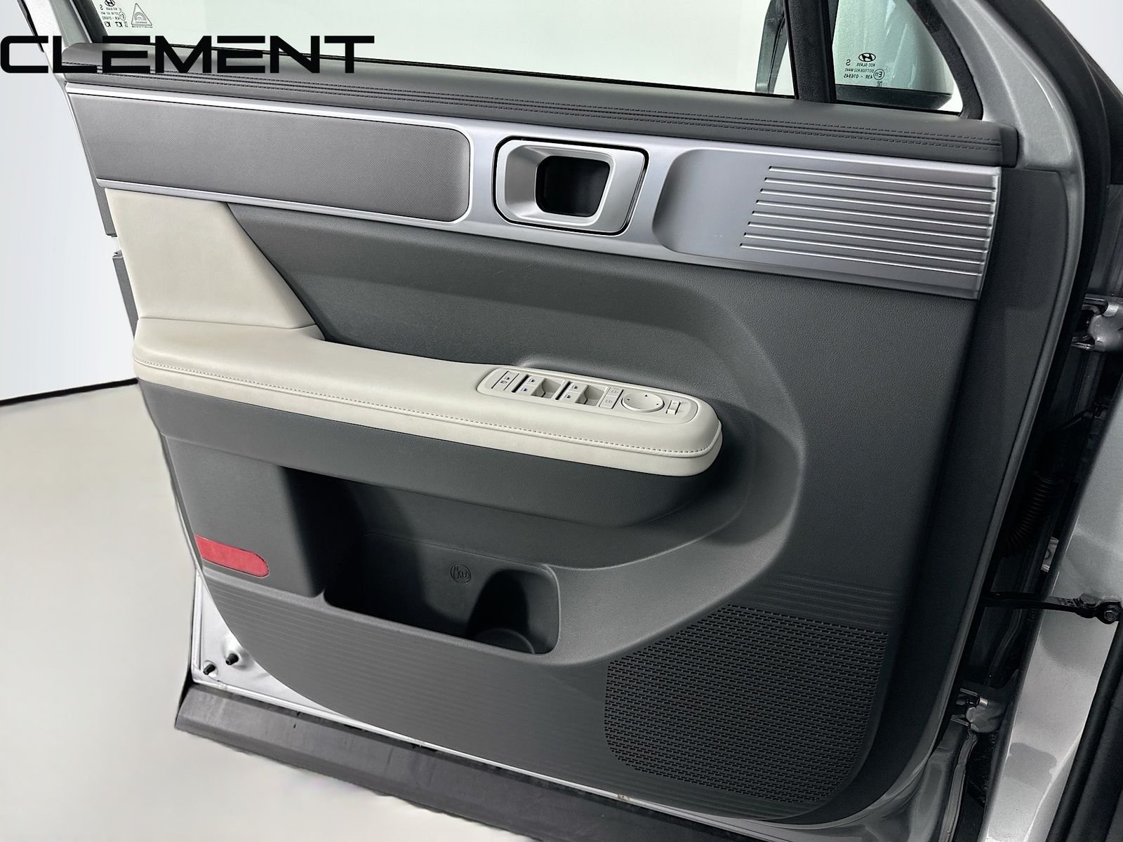 Certified Used 2025 Silver Hyundai SEL image 27