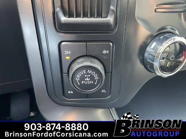 New 2026 Oxford White Ford Lariat® image 39