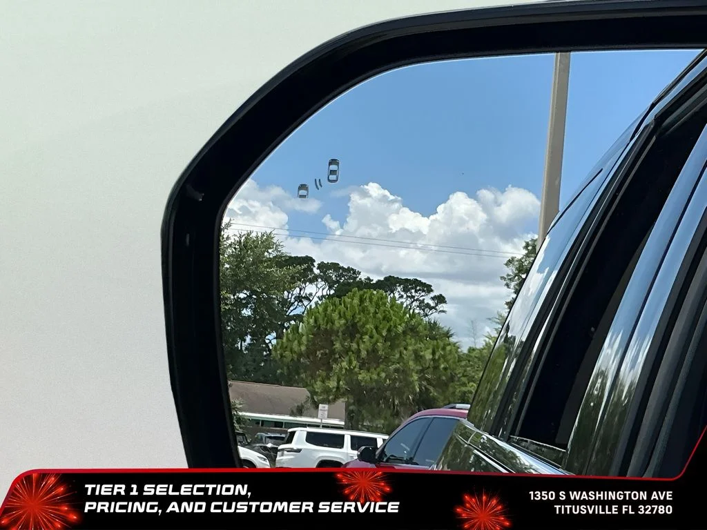 Used 2023 Black Ford XLT image 46