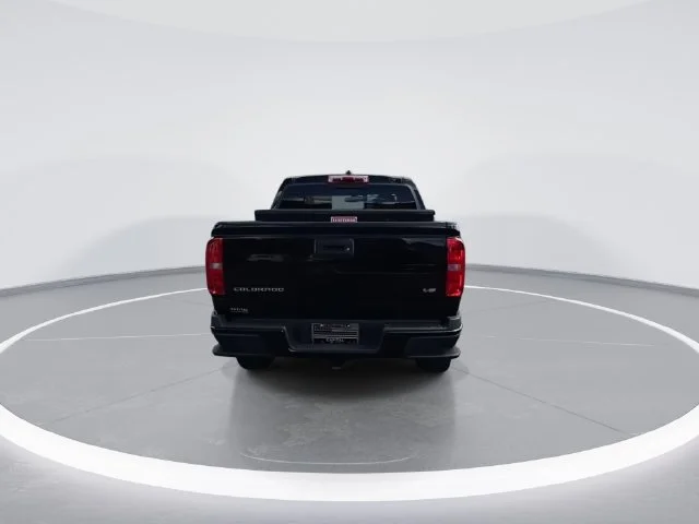 Used 2022 Black Chevrolet Z71 image 9
