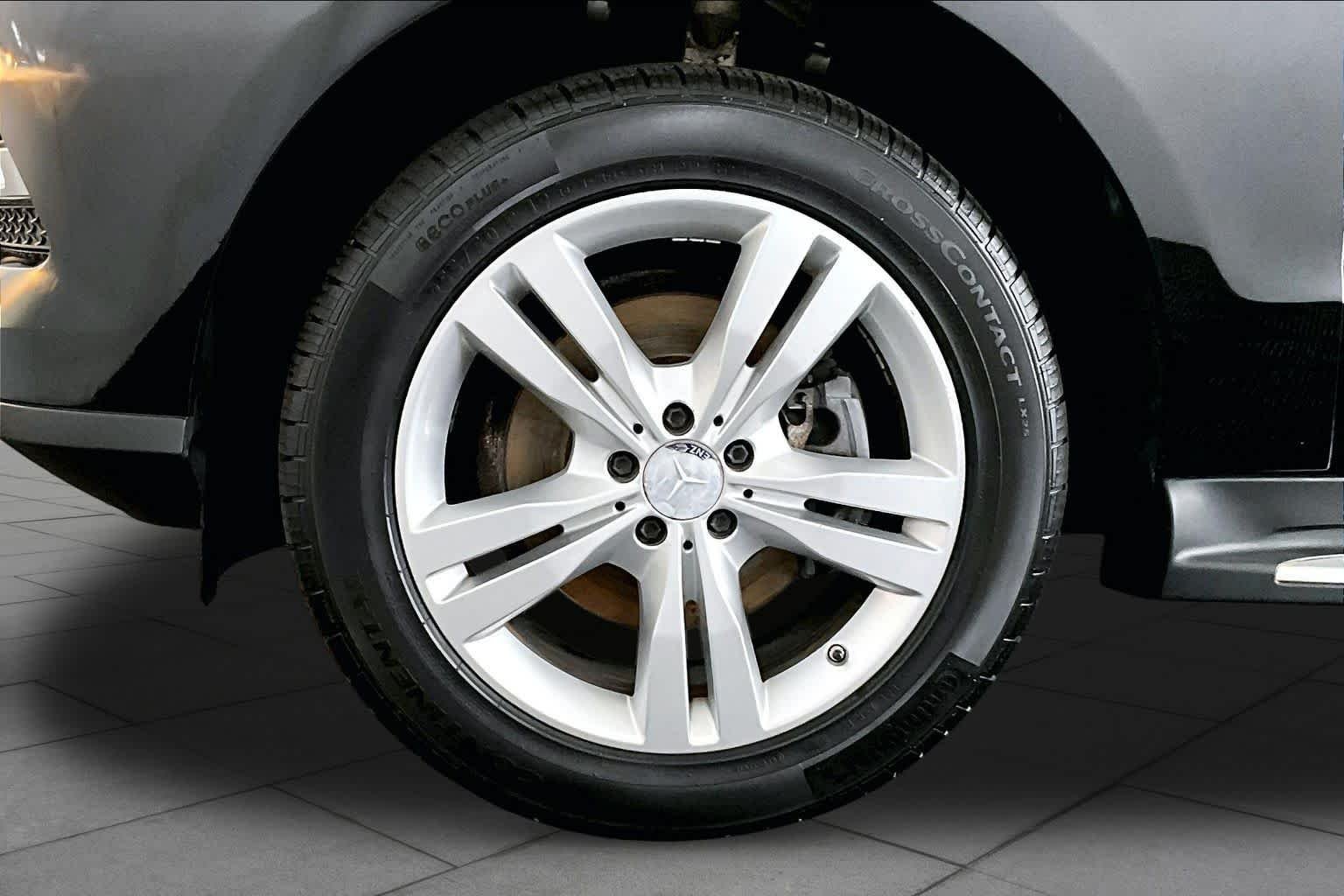 Used 2014 Black Mercedes-Benz ML 350 image 11