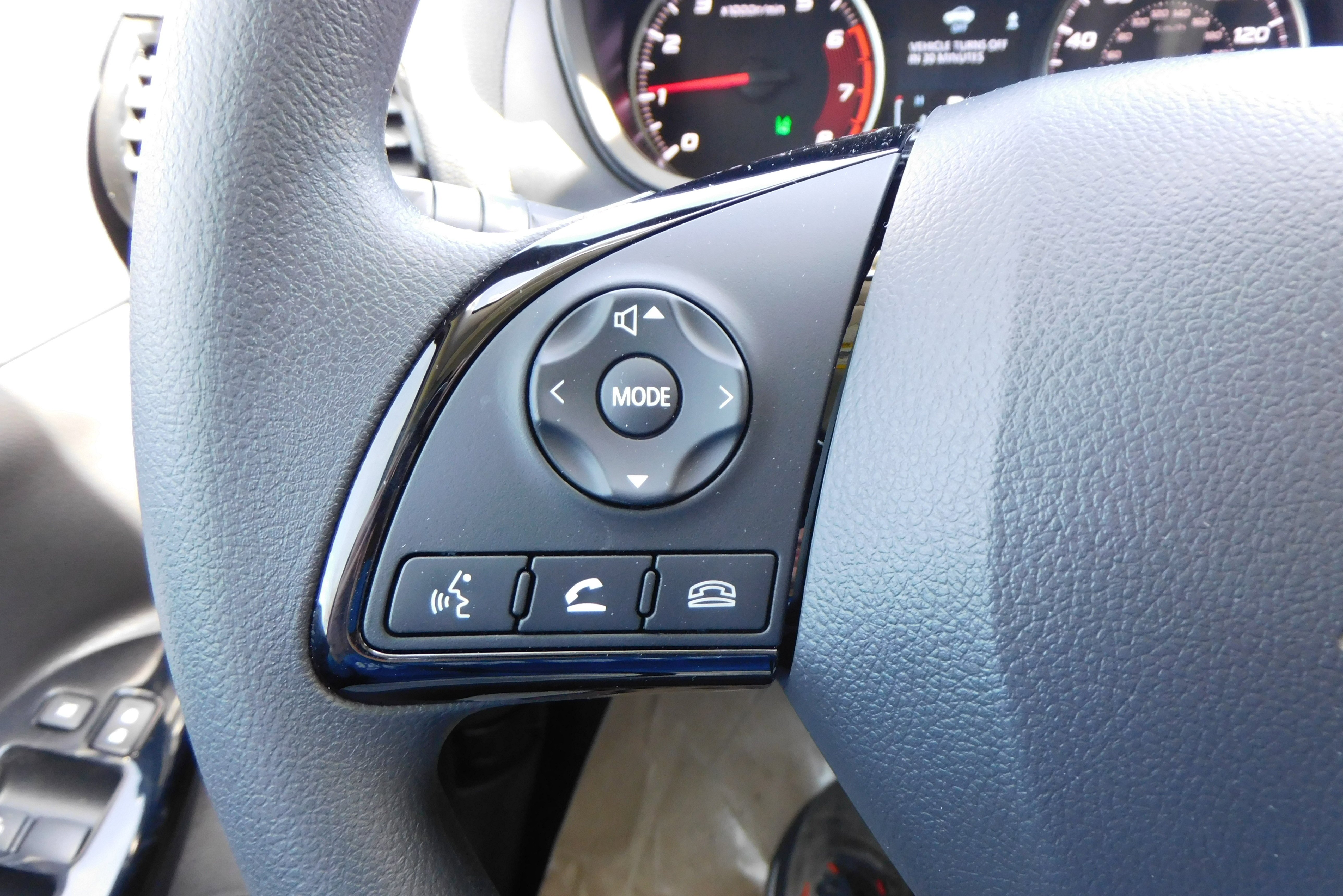 Used 2026 Red Diamond Mitsubishi LE image 17