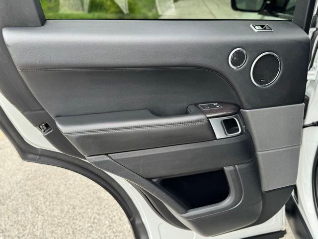 Used 2018 Fuji White Land Rover HSE image 12