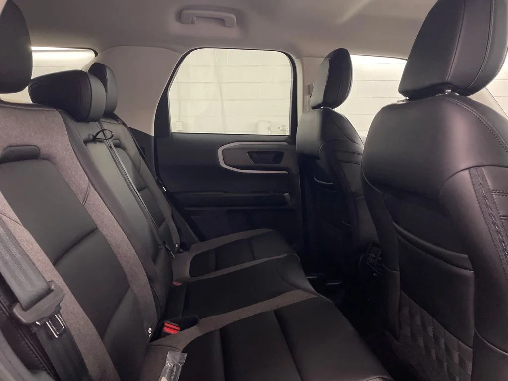 New 2025 Gray Ford Big Bend image 28