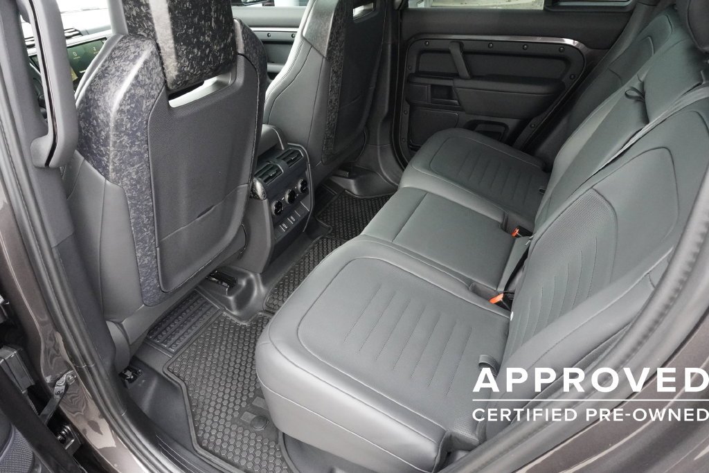 Certified Used 2026 Charente Grey Premium Metallic Land Rover OCTA image 29