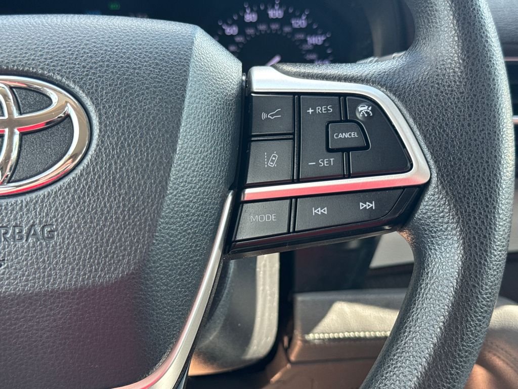 Used 2021 Red Toyota LE image 19