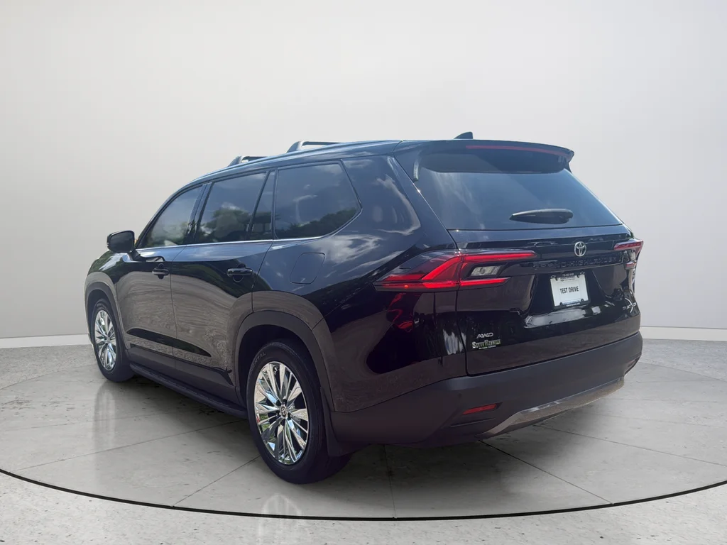 2025 Toyota Grand Highlander Platinum - Photo 9