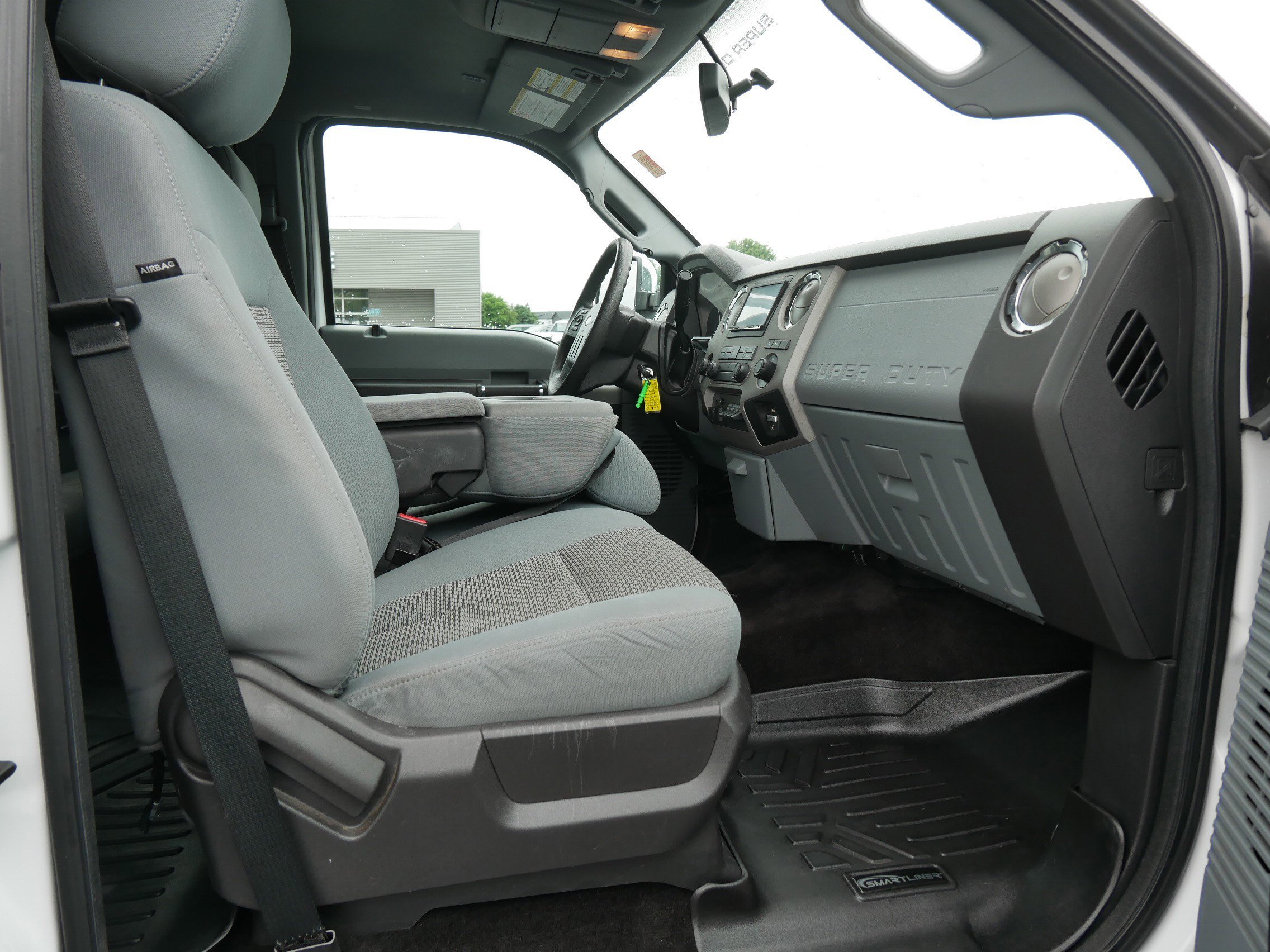 Used 2016 White Ford XLT image 14