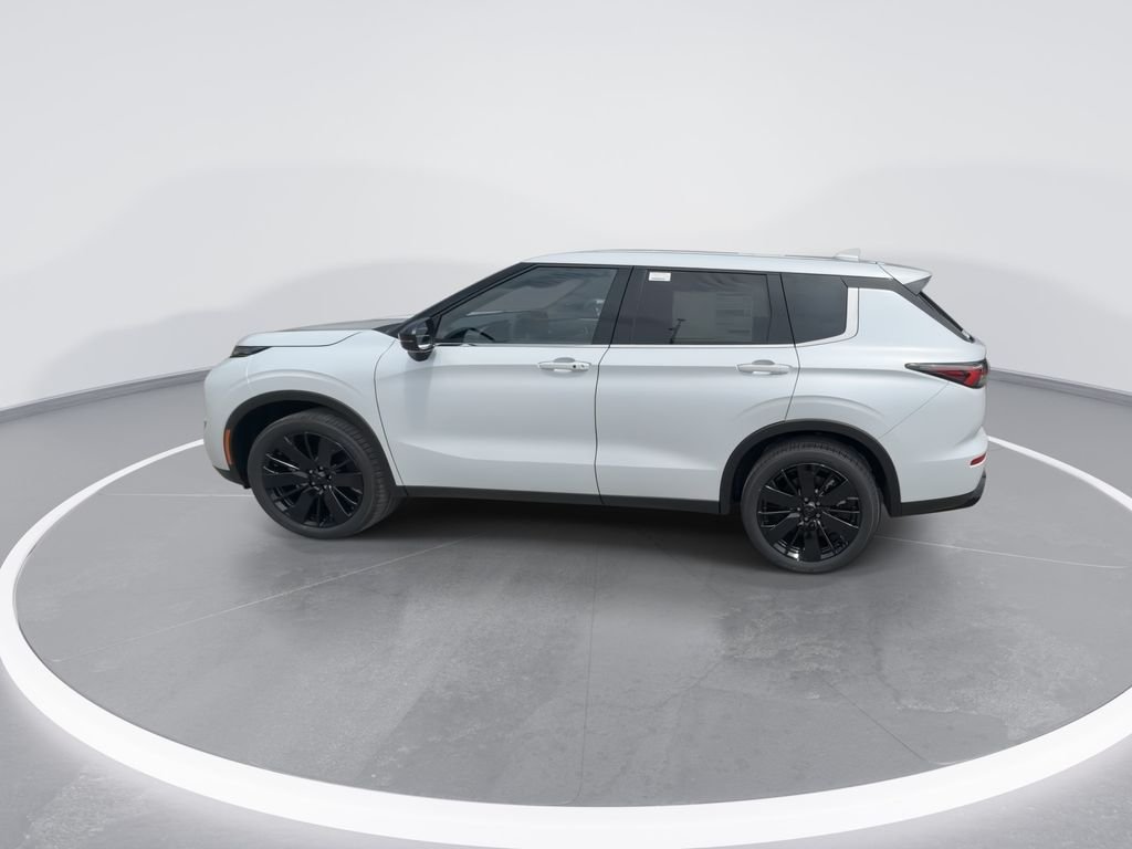 New 2026 White Mitsubishi LE image 5