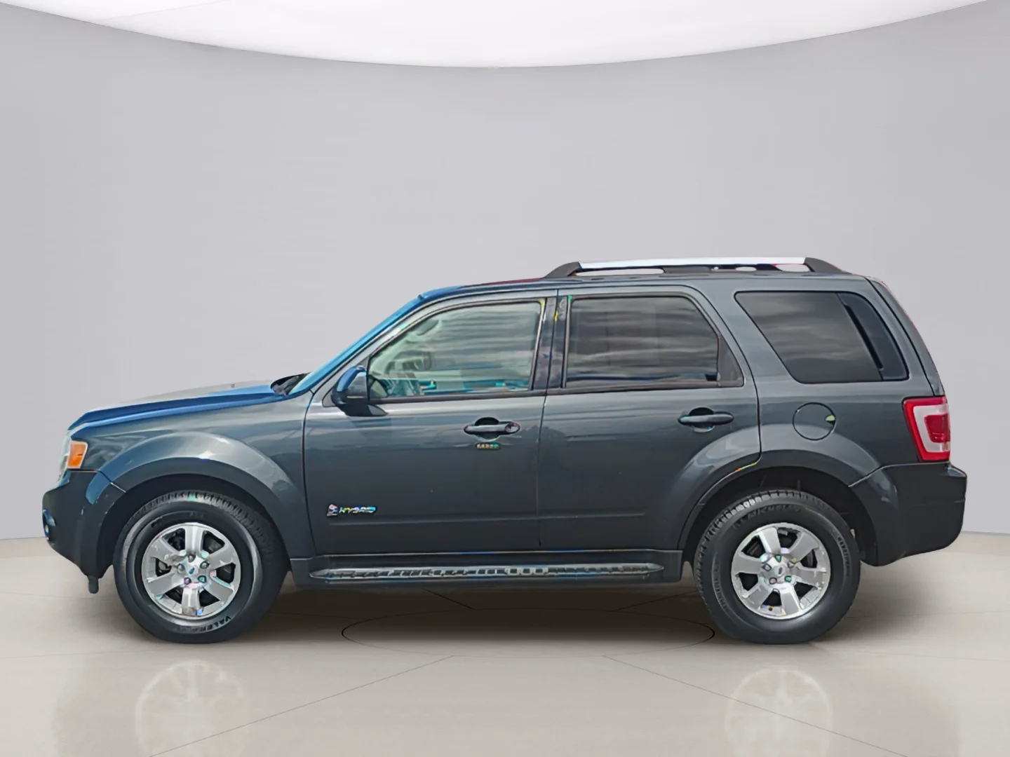 Used 2009 Gray Ford LIMITED image 2