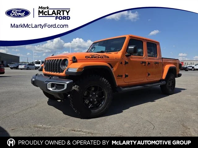 Used 2025 Orange Jeep High Tide image 1