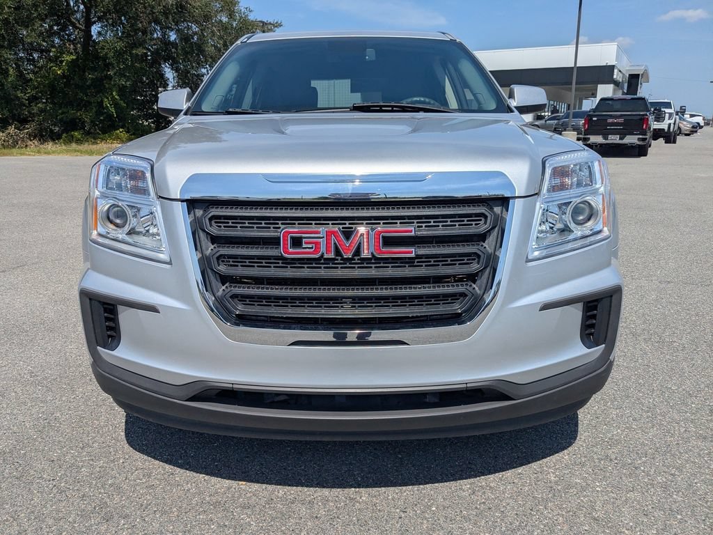 Used 2017 QUICKSILVER METALLIC GMC SLE image 11