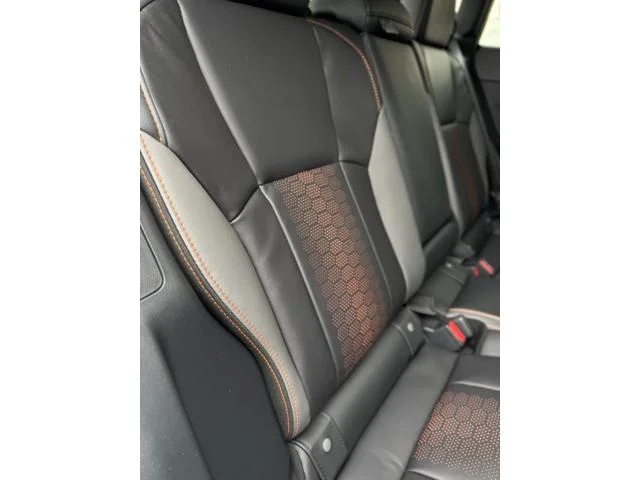 New 2026 CRYSTAL BLACK SILICA Subaru Limited image 31