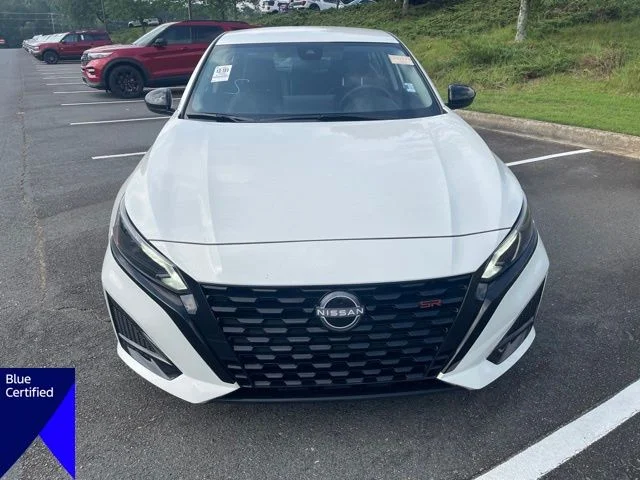Used 2026 White Nissan 2.5 SR image 8