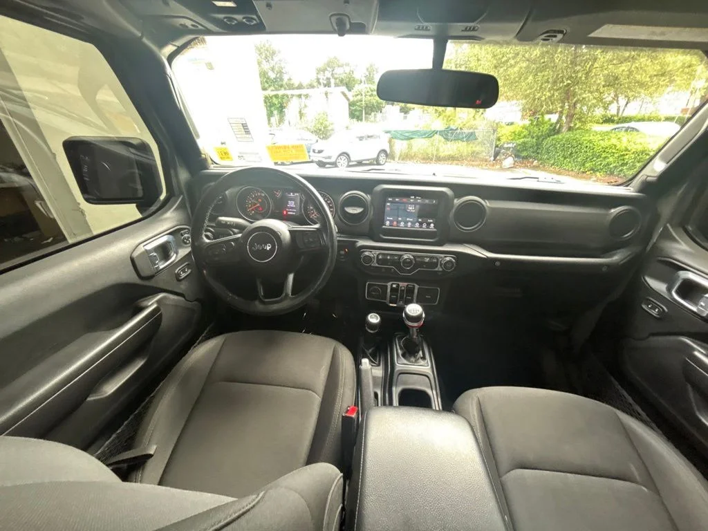 Used 2022 Gray Jeep Unlimited Willys image 19