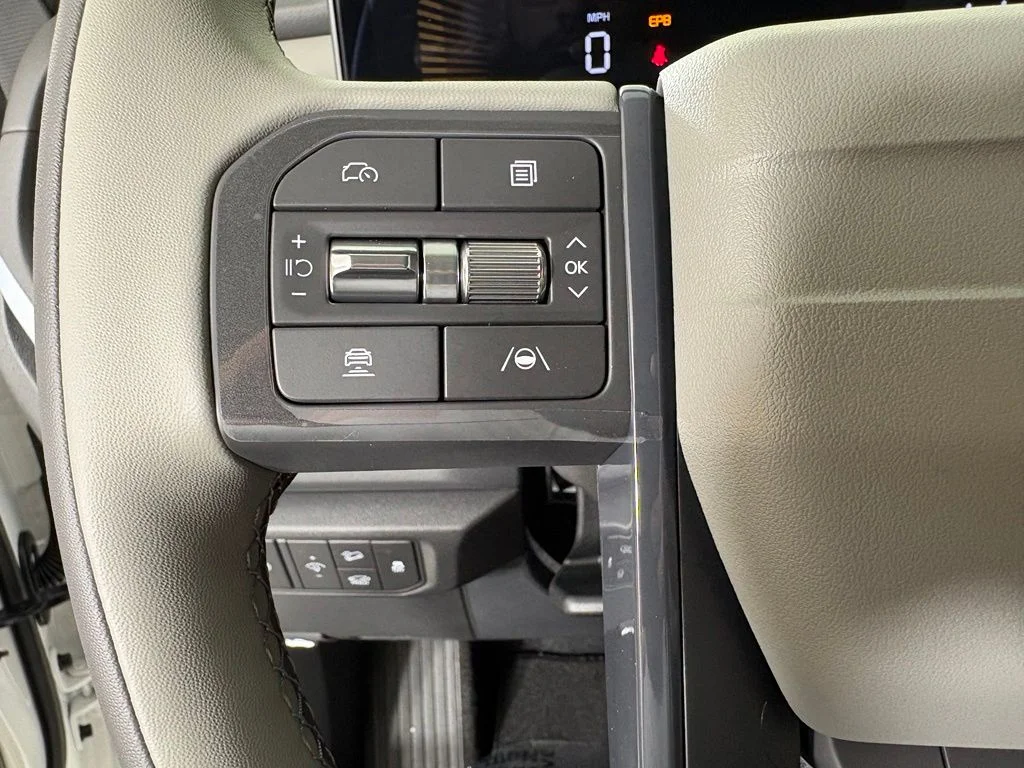 New 2027 Snow White Pearl Kia EX image 24