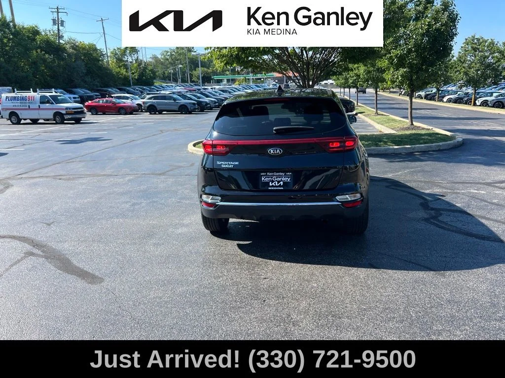 Used 2021 Red Kia LX image 6