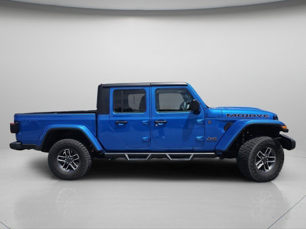 Used 2025 Hydro Blue Pearlcoat Jeep Mojave image 26