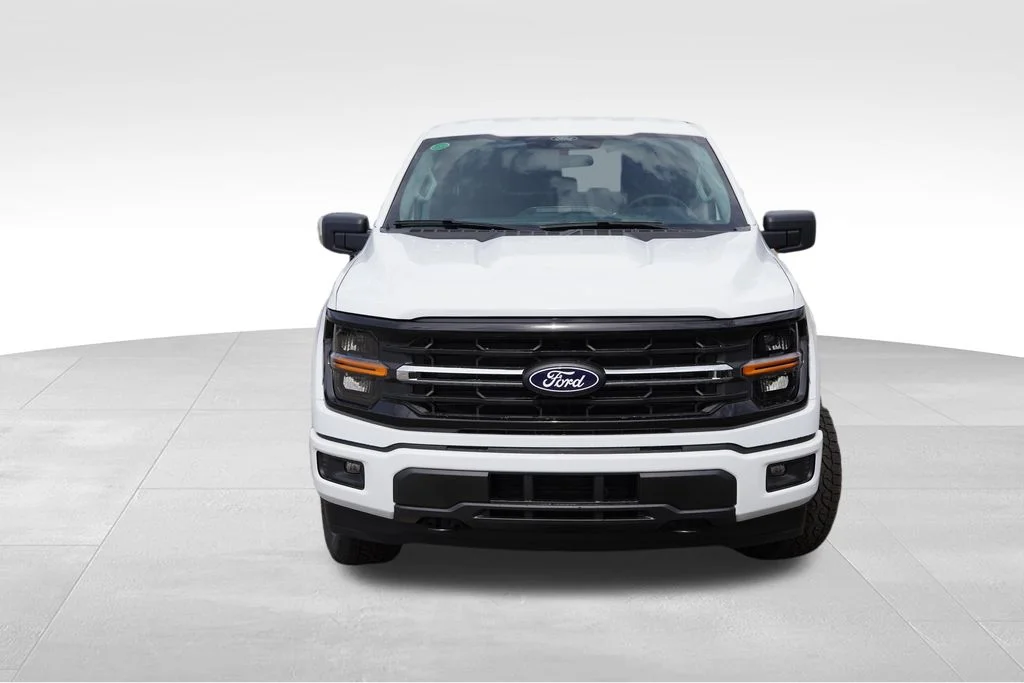 New 2026 White Ford XLT image 8