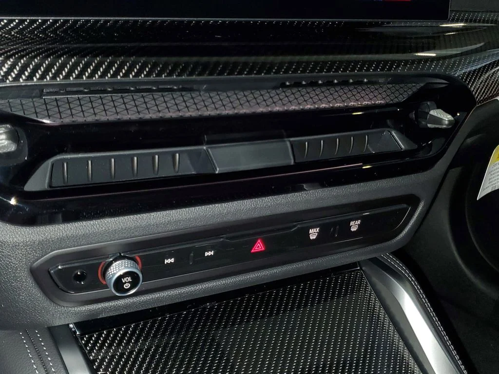 New 2026 Alpine White BMW M440i image 21