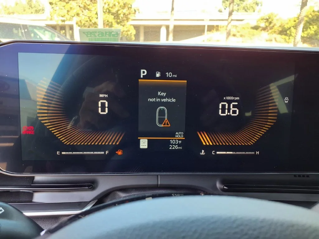 2025 Kia Carnival EX - Photo 22