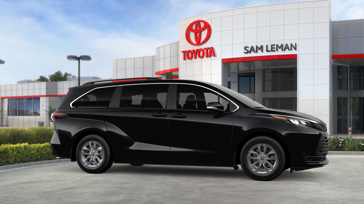New 2026 Midnight Black Metallic Toyota LE image 26