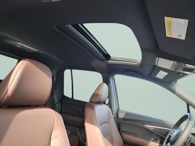 New 2026 Platinum White Pearl Honda RTL image 14