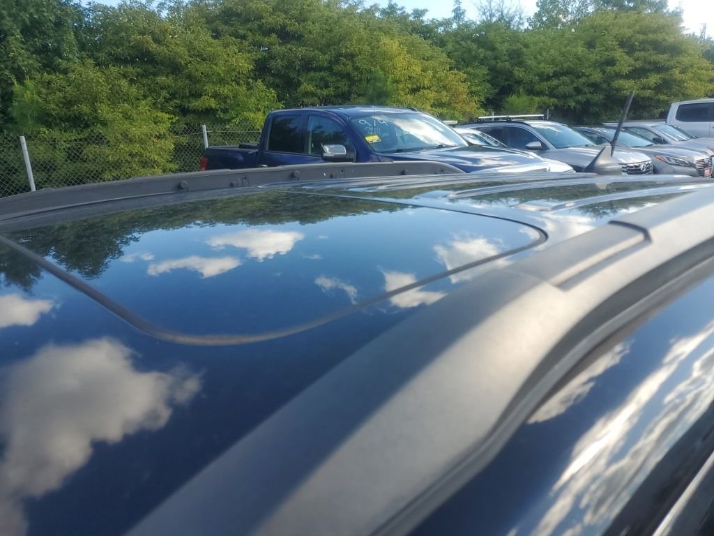 Used 2018 Black Ford SE image 13