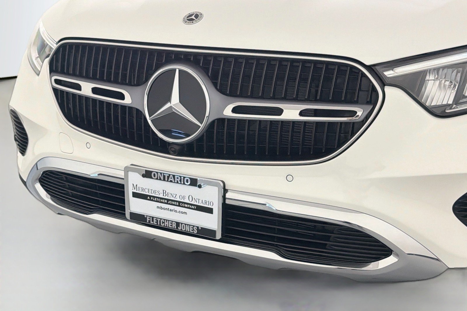 New 2026 Polar White Mercedes-Benz GLC 300 SUV image 12