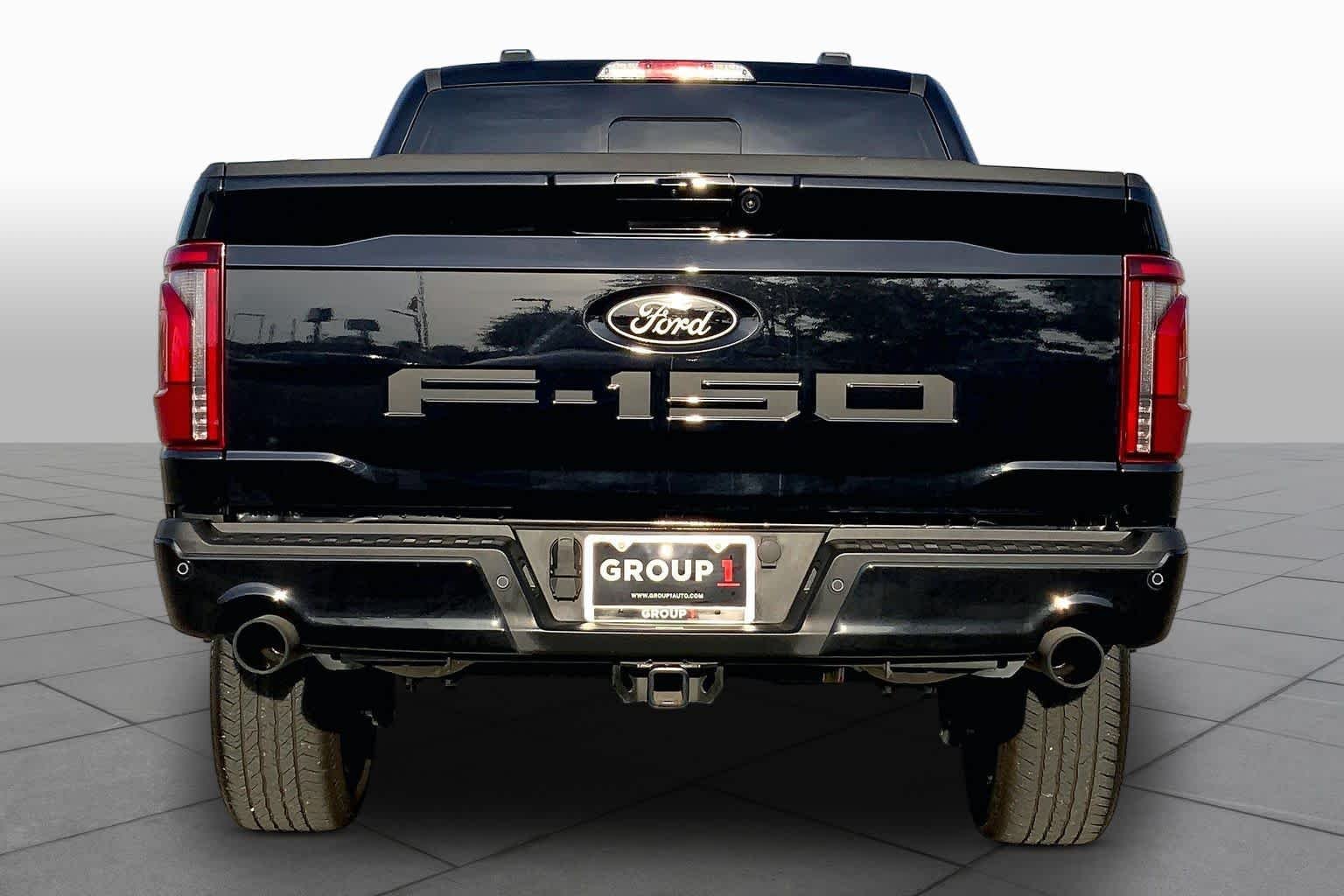 Used 2025 Agate Black Metallic Ford LARIAT image 5