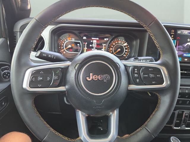 Used 2025 Black Jeep Sahara image 22