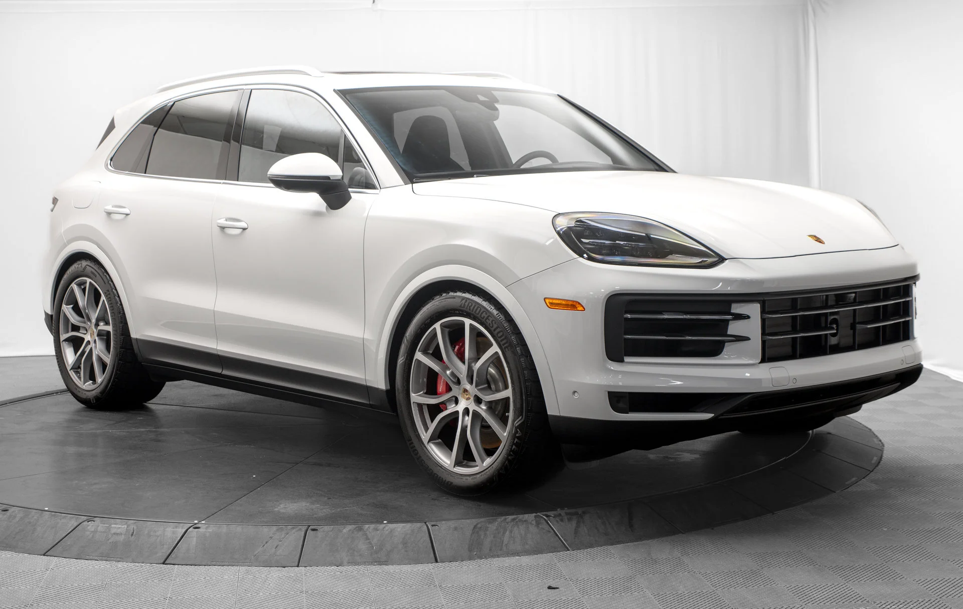 Used 2025 White Porsche S image 9