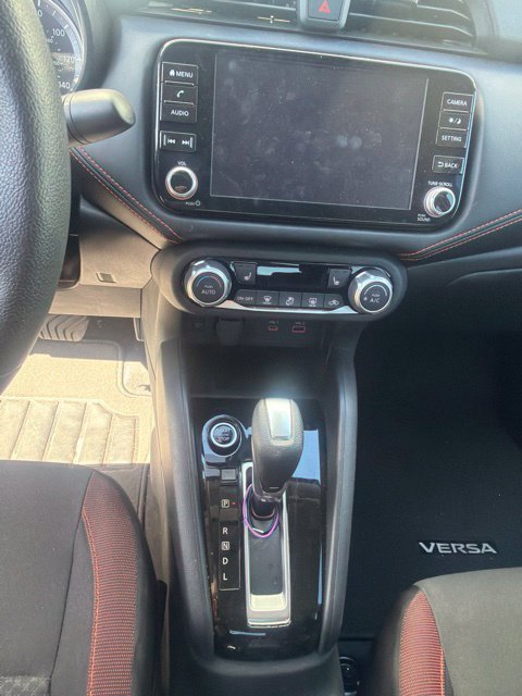 2025 Nissan Versa Sedan SR - Photo 9