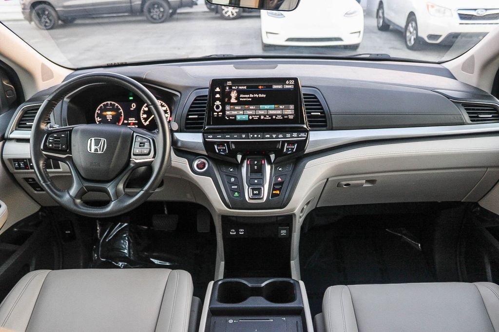 Used 2025 Smoke Blue Pearl Honda EX-L image 13